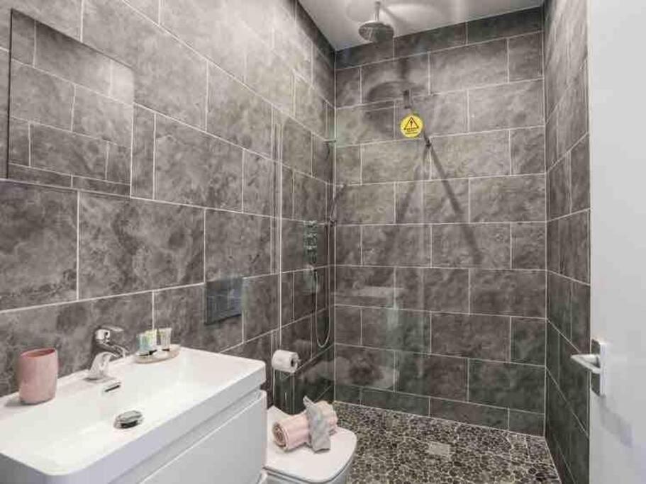 Beeches Bach, 1 Bedroom Cottage With Hot Tub Prestatyn Extérieur photo